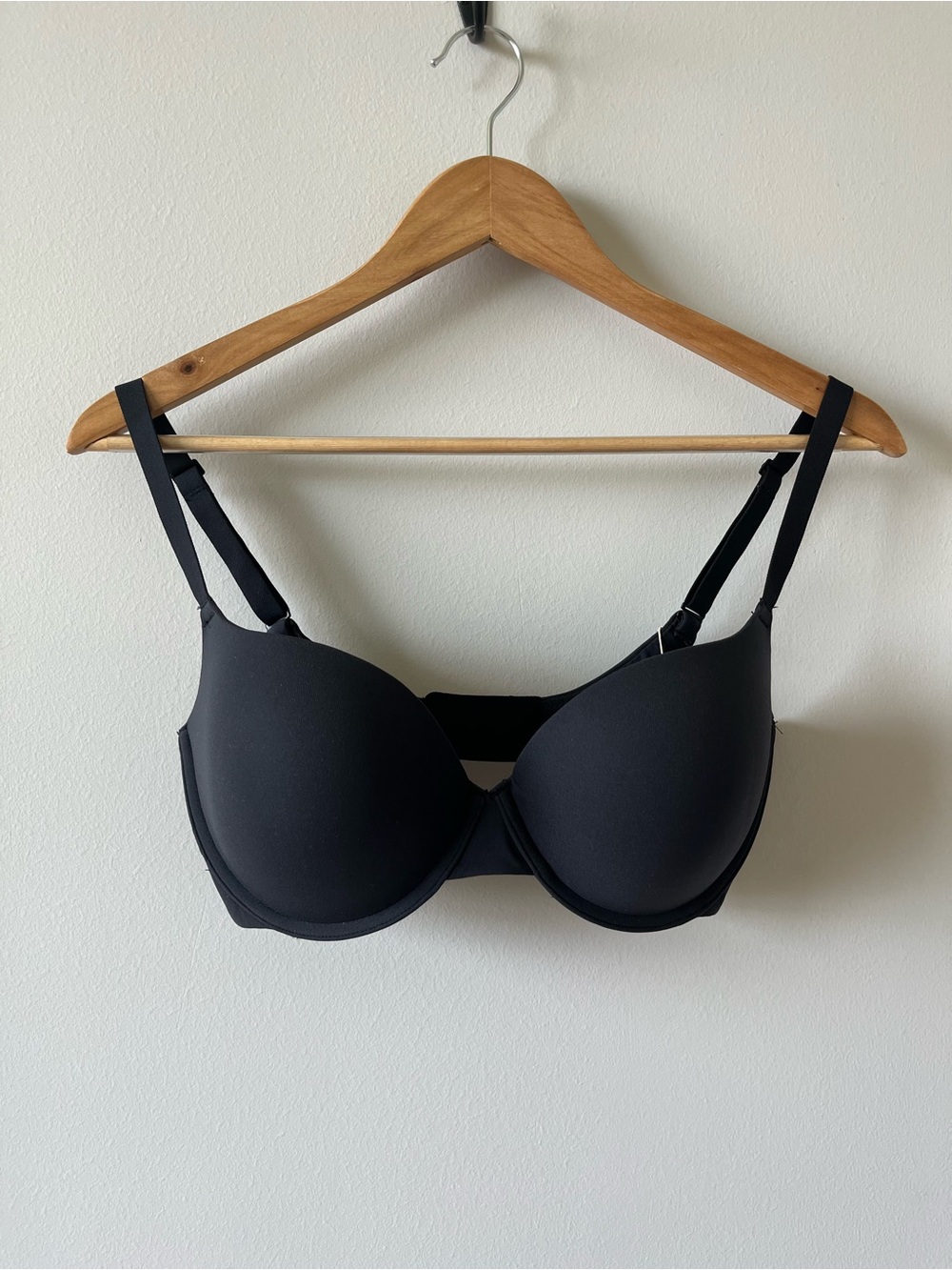 SKIMS Fits Everybody Push-Up Demi Bra 34DD NWT Onyx Color